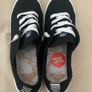 Roxy women’s bayshore (closed knit) comfy sneaker